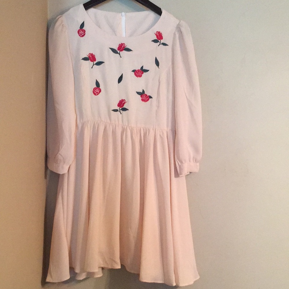 Cream-Colored Dress with Rose Print